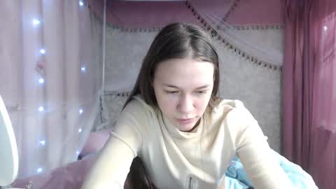 leila_bambi_ online show from December 22, 2025, 5:21 pm