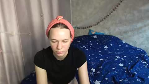Snapshot of leila_bambi_ chatting on July 26, 2026, 4:03 pm leila_bambi_ online show from July 26, 2026, 4:03 pm