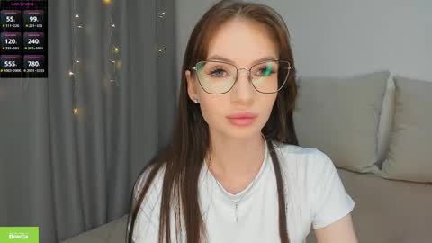 leiladream online show from September 12, 2025, 5:07 am