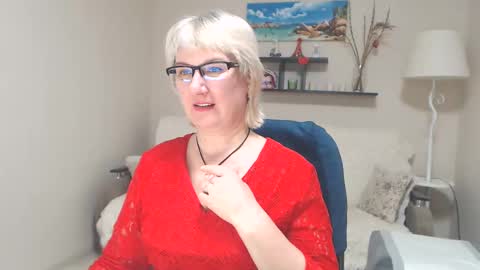 Leila Kinky online show from February 3, 2025, 8:24 am