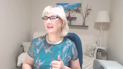 Leila Kinky online show from February 8, 2025, 3:08 am