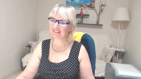 Leila Kinky online show from March 11, 2025, 11:12 am