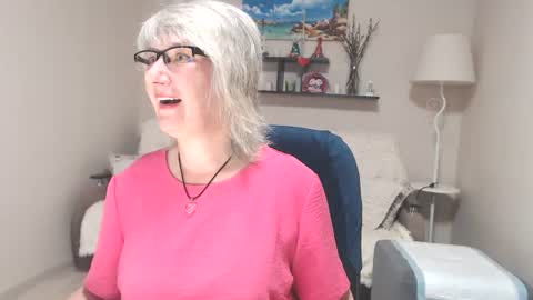 Leila Kinky online show from July 9, 2026, 10:30 am