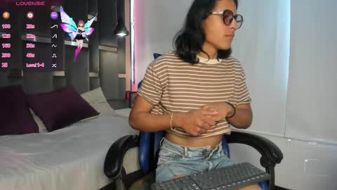 leilanixxx6 online show from November 18, 2025, 3:16 pm