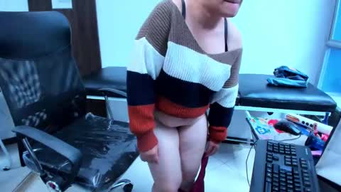 Leila online show from April 18, 2026, 7:07 pm