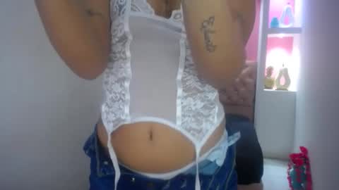 Snapshot of leilasweetxx chatting on December 22, 2024, 7:54 am Mar online show from December 22, 2024, 7:54 am