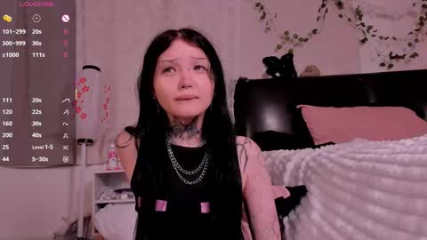 Snapshot of lein_bone chatting on October 9, 2025, 9:13 pm Lein online show from October 9, 2025, 9:13 pm