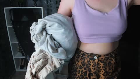 Snapshot of lela_ryan chatting on January 26, 2025, 6:07 am Lela online show from January 26, 2025, 6:07 am