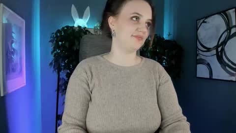 Lela online show from February 21, 2026, 10:22 pm