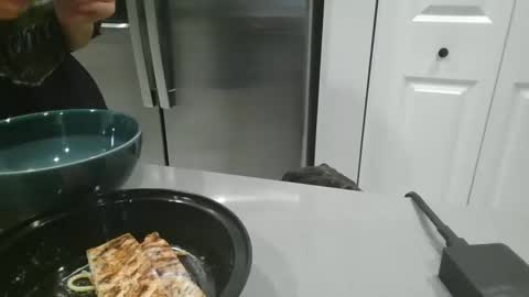 Snapshot of lelaskyee chatting on January 1, 2025, 11:07 pm Lela Skyee online show from January 1, 2025, 11:07 pm