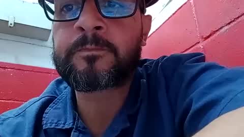 Snapshot of lelefiel chatting on January 7, 2025, 3:46 am Pequeno Urso online show from January 7, 2025, 3:46 am