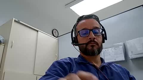 Snapshot of lelefiel chatting on January 27, 2025, 12:22 am Pequeno Urso online show from January 27, 2025, 12:22 am