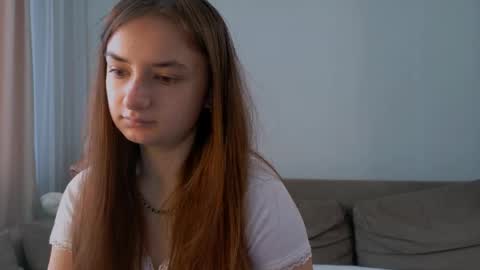 Lelia online show from June 10, 2026, 2:12 am