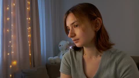 Lelia online show from June 18, 2026, 1:04 pm