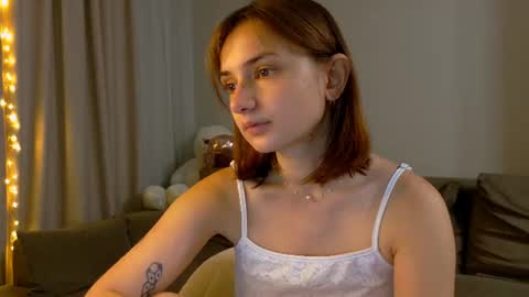 Lelia online show from July 26, 2026, 1:03 am
