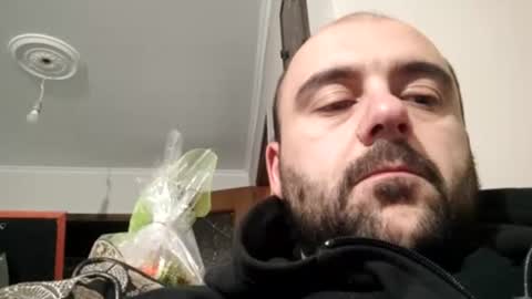 lelshop online show from November 12, 2025, 9:47 pm