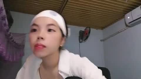 lemon8386 online show from May 25, 2026, 8:04 pm