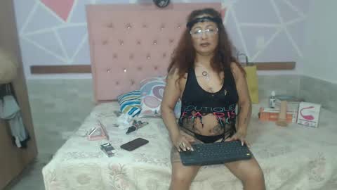 Snapshot of lena_lawson chatting on December 4, 2024, 3:37 am lena_lawson online show from December 4, 2024, 3:37 am