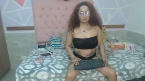 Snapshot of lena_lawson chatting on December 10, 2024, 7:58 am lena_lawson online show from December 10, 2024, 7:58 am
