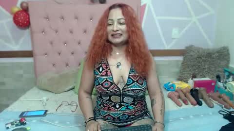 Snapshot of lena_lawson chatting on October 17, 2025, 1:31 am lena_lawson online show from October 17, 2025, 1:31 am
