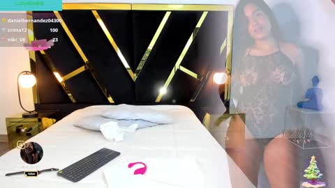 Lena Rousseau  online show from December 13, 2024, 7:25 am