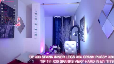 Lena LOOK MY AMAZON LIST ON MY BIO online show from February 6, 2025, 6:24 pm