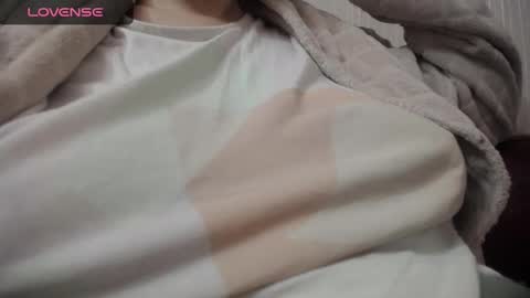 lenagolden online show from February 14, 2025, 4:15 am