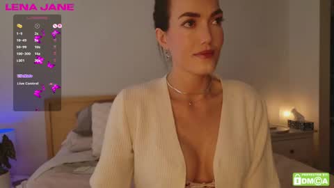 lenajane_xx online show from April 24, 2026, 8:22 pm