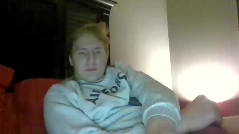 lenewton2004 online show from January 26, 2025, 4:09 am