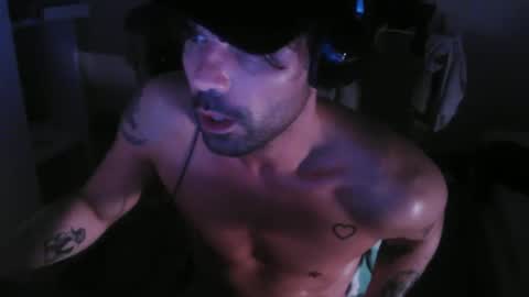 leo1991lol online show from December 22, 2024, 2:39 am