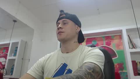 Yesid online show from February 18, 2025, 2:06 pm