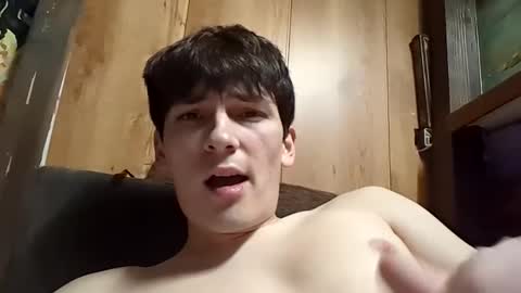 leo_cutie online show from December 5, 2025, 8:27 pm