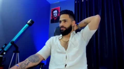 Leo  Diaz online show from January 4, 2025, 2:03 am