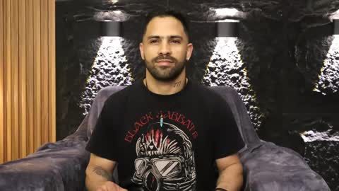 Leo  Diaz online show from April 10, 2026, 12:38 am