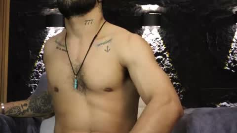 Snapshot of leo_diaz01 chatting on June 11, 2026, 12:43 am Leo Diaz online show from June 11, 2026, 12:43 am