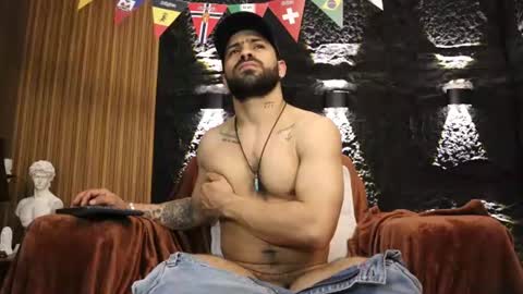 Snapshot of leo_diaz01 chatting on June 14, 2026, 2:24 am Leo Diaz online show from June 14, 2026, 2:24 am