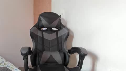 Leo Jones online show from December 26, 2024, 3:31 pm