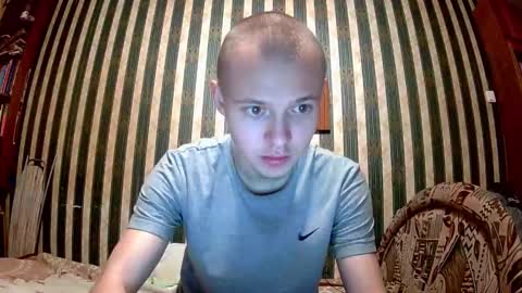 Snapshot of leo_timm chatting on September 16, 2025, 11:17 pm leo_timm online show from September 16, 2025, 11:17 pm