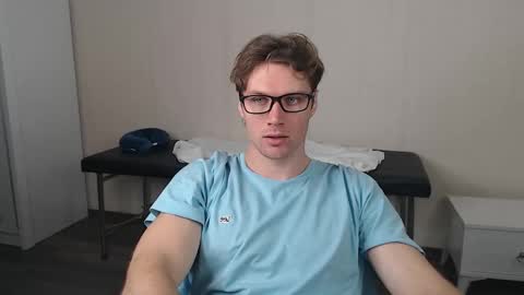 leoackerman online show from November 3, 2025, 3:24 pm