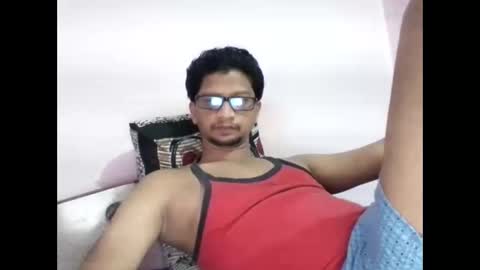 Snapshot of leolillac chatting on November 23, 2025, 7:46 pm leolillac online show from November 23, 2025, 7:46 pm