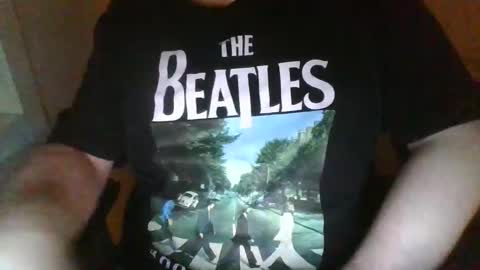 Leon online show from October 10, 2025, 6:40 pm