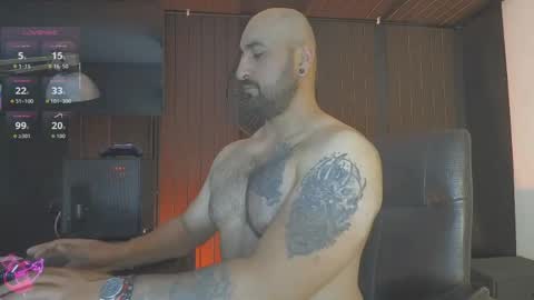 Leon online show from April 20, 2026, 11:39 pm