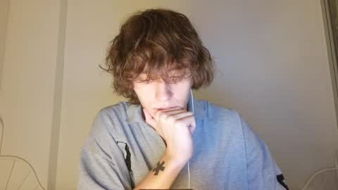 Snapshot of leon_heart666 chatting on April 18, 2026, 9:59 pm Leon online show from April 18, 2026, 9:59 pm