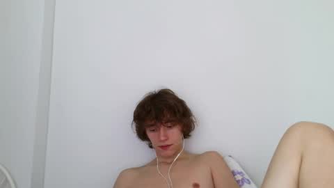 Snapshot of leon_heart666 chatting on April 25, 2026, 7:11 am Leon online show from April 25, 2026, 7:11 am