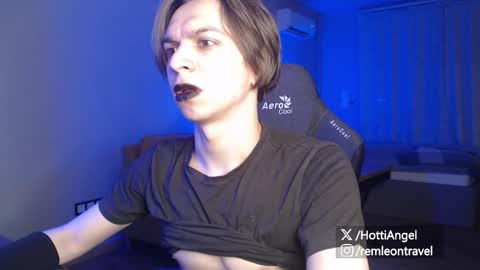Snapshot of leon_yuugen chatting on March 31, 2026, 6:30 pm Leon online show from March 31, 2026, 6:30 pm