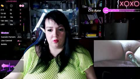 Leona Harrison online show from November 3, 2025, 1:12 pm