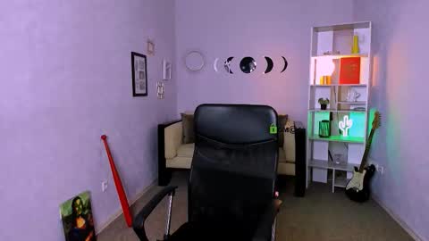 Snapshot of leona_light chatting on November 22, 2025, 10:36 am Leona online show from November 22, 2025, 10:36 am