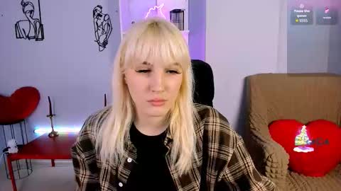 Snapshot of leona_light chatting on November 30, 2025, 8:13 pm Leona online show from November 30, 2025, 8:13 pm