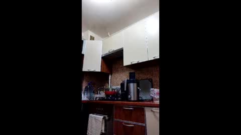 Snapshot of leona_tracie chatting on May 30, 2026, 11:46 pm Leona tracie online show from May 30, 2026, 11:46 pm