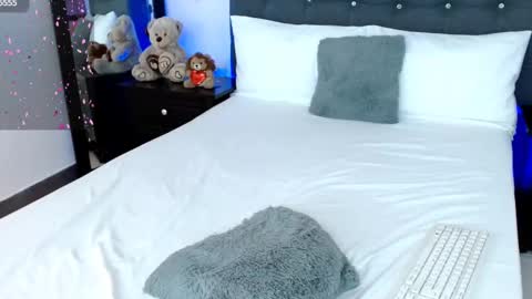 Snapshot of leonacutecam chatting on March 9, 2025, 12:00 am LUCY online show from March 9, 2025, 12:00 am